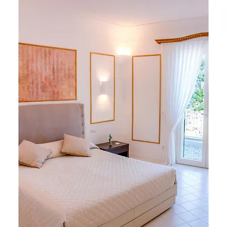 Elegante Con Vista Mozzafiato Sul Mare Di Holiday park *